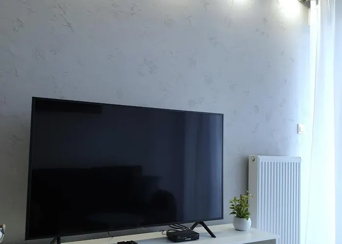 Appartement ,private Apartment, Aircondition, Garage, Hd Tv Pl & De, Wifi, Fully Equipped, Near *