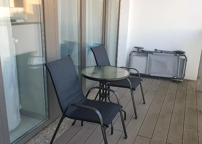 ,private Apartment, Aircondition, Garage, Hd Tv Pl & De, Wifi, Fully Equipped, Near *