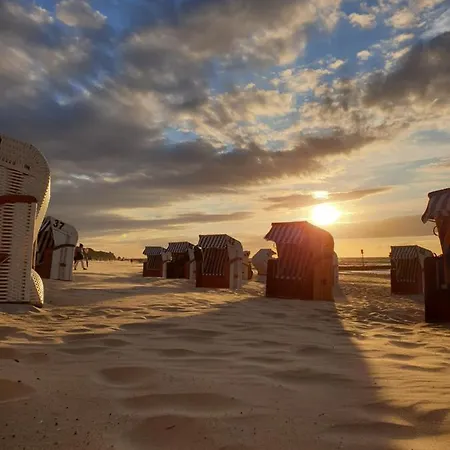 Apartmán ,private Apartment, Aircondition, Garage, Hd Tv Pl & De, Wifi, Fully Equipped, Near *