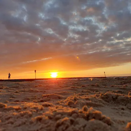 ,private Apartment, Aircondition, Garage, Hd Tv Pl & De, Wifi, Fully Equipped, Near * Kołobrzeg