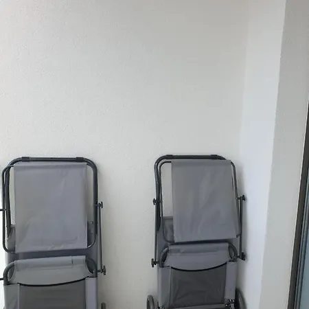 ,private Apartment, Aircondition, Garage, Hd Tv Pl & De, Wifi, Fully Equipped, Near * Kołobrzeg