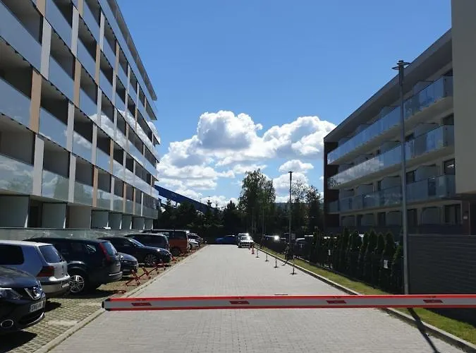 Lejlighed ,private Apartment, Aircondition, Garage, Hd Tv Pl & De, Wifi, Fully Equipped, Near Kołobrzeg