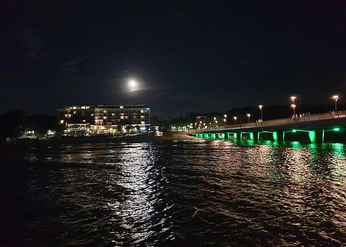 Apartamento ,private Apartment, Aircondition, Garage, Hd Tv Pl & De, Wifi, Fully Equipped, Near